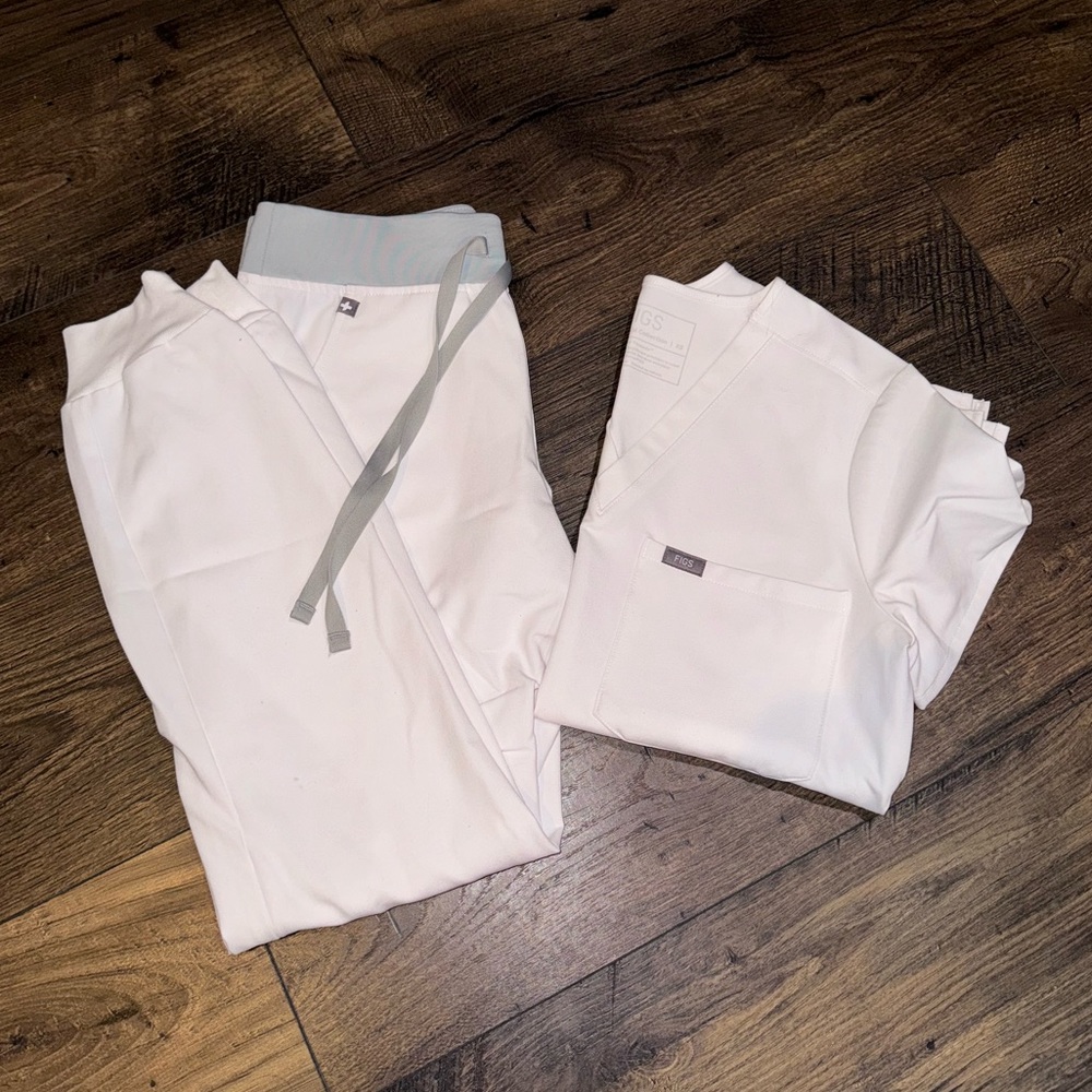 White Figs scrubs- never worn. XS